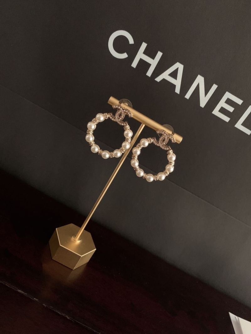 Ch**el earrings